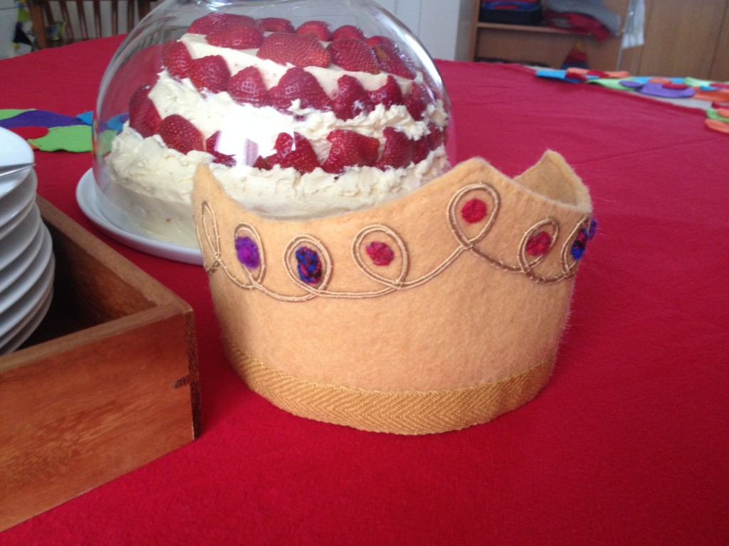 Cake and Crown to his liking